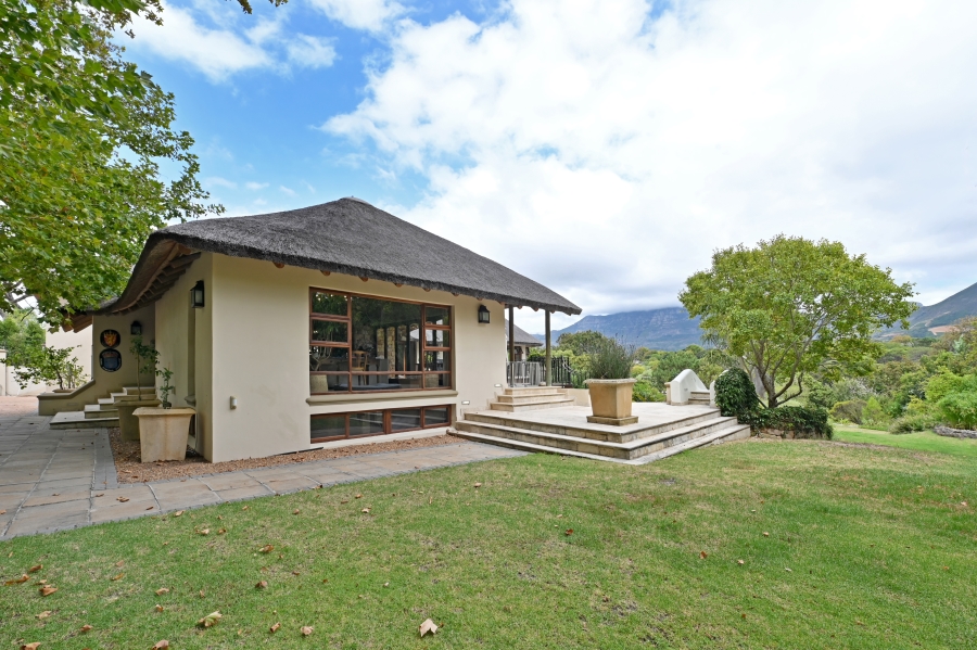 To Let 6 Bedroom Property for Rent in Constantia Western Cape